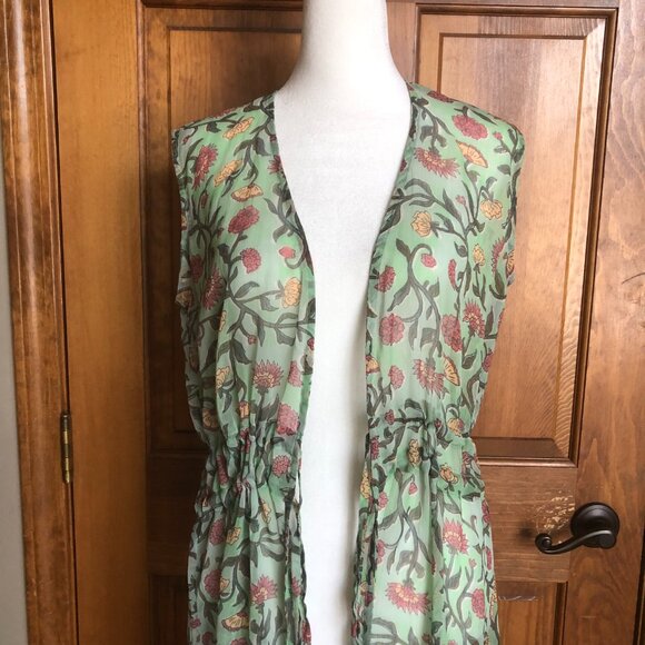 Like New Lauren Conrad One Size Sleeveless Mint Green Floral Wrap / Coverup - Picture 2 of 7